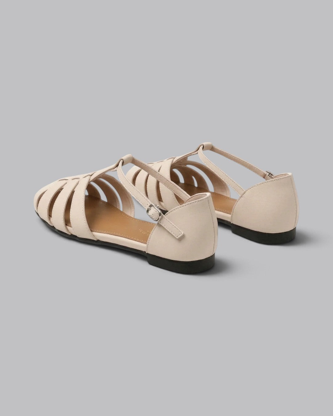 Women's Flat Sandals Strappy with Ankle Buckle