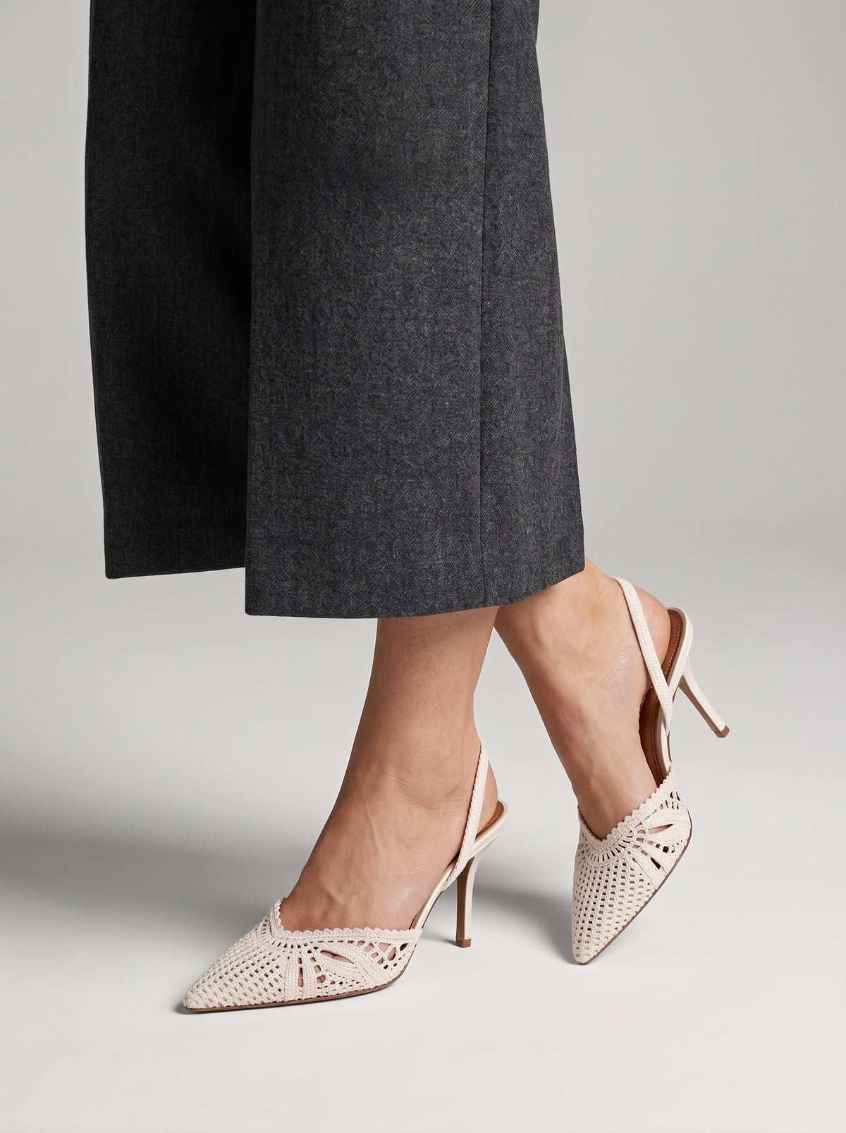 Women's Slingback High Heels Pointed Toe Sandals Beige