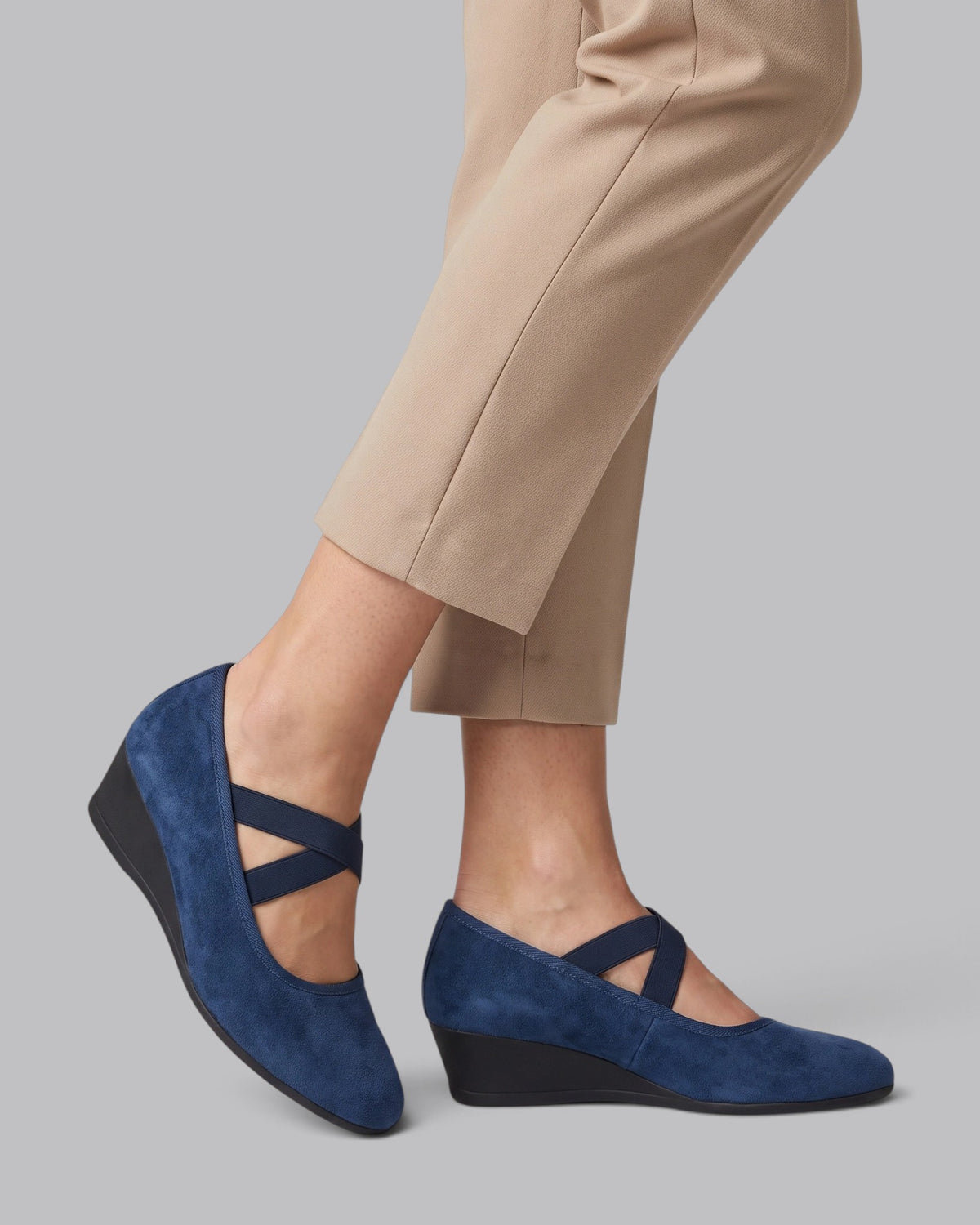 Women's Casual Slip-On Shoes Comfortable Fit