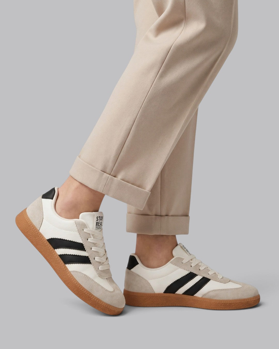 Women's Classic Sneakers Casual Everyday Style