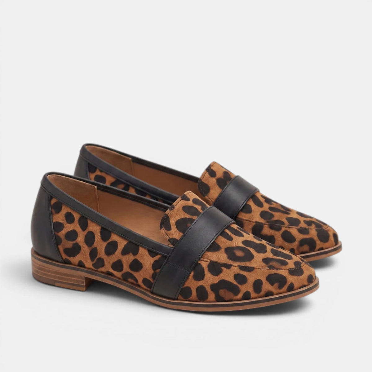 Women's Flat Loafers Pointed Toe Classic Style 2