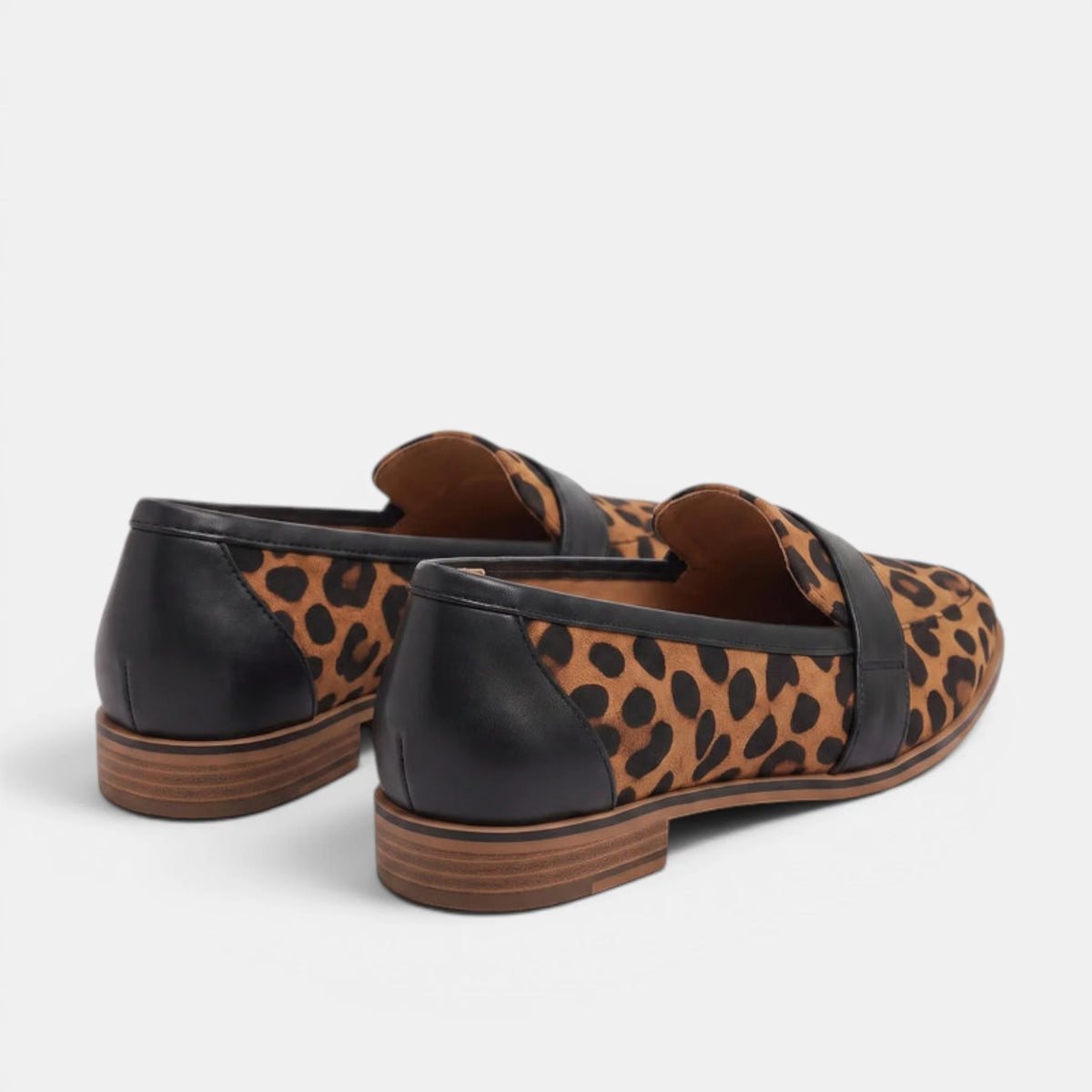 Women's Flat Loafers Pointed Toe Classic Style 4