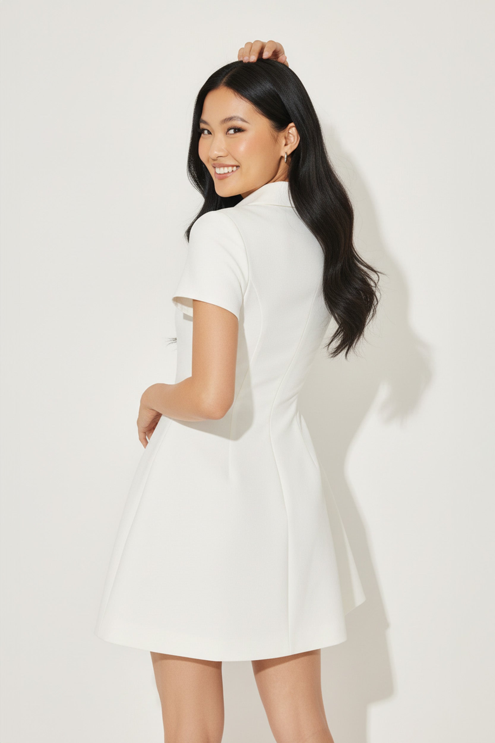 Women's Mini Dress With Collar Ruffle Skirt Plain White