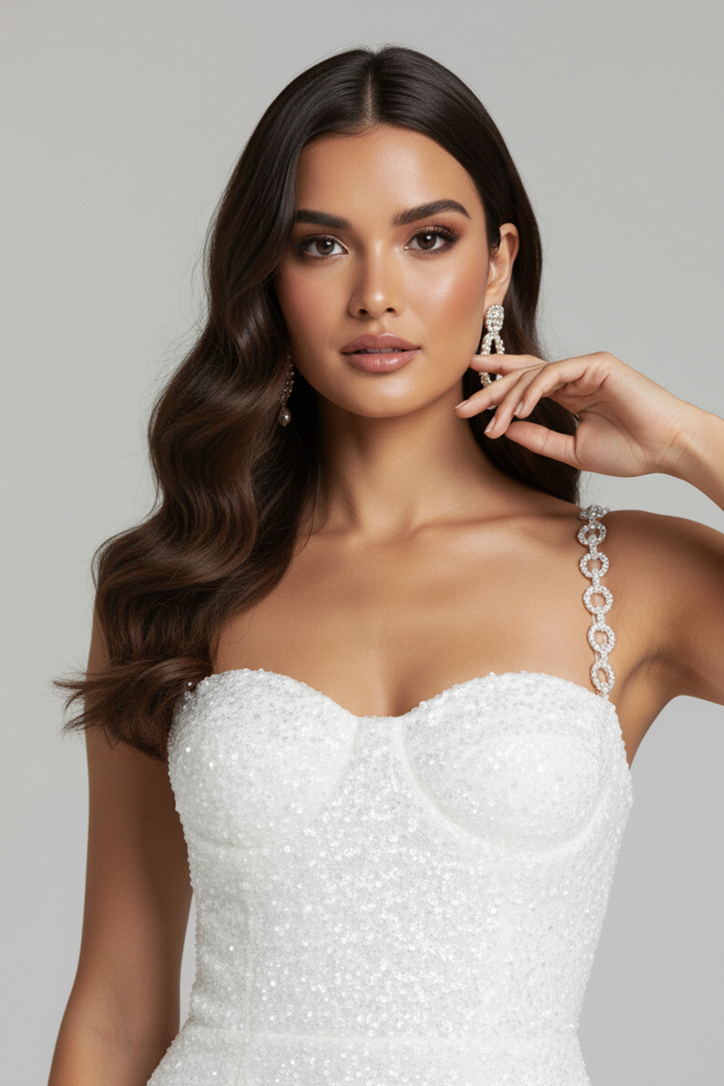 Women's White Midi Dress Pearl Shimmer Sequin Diamant Straps