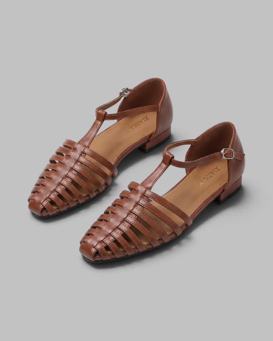 Women's Flat Sandals Strappy with Ankle Buckle